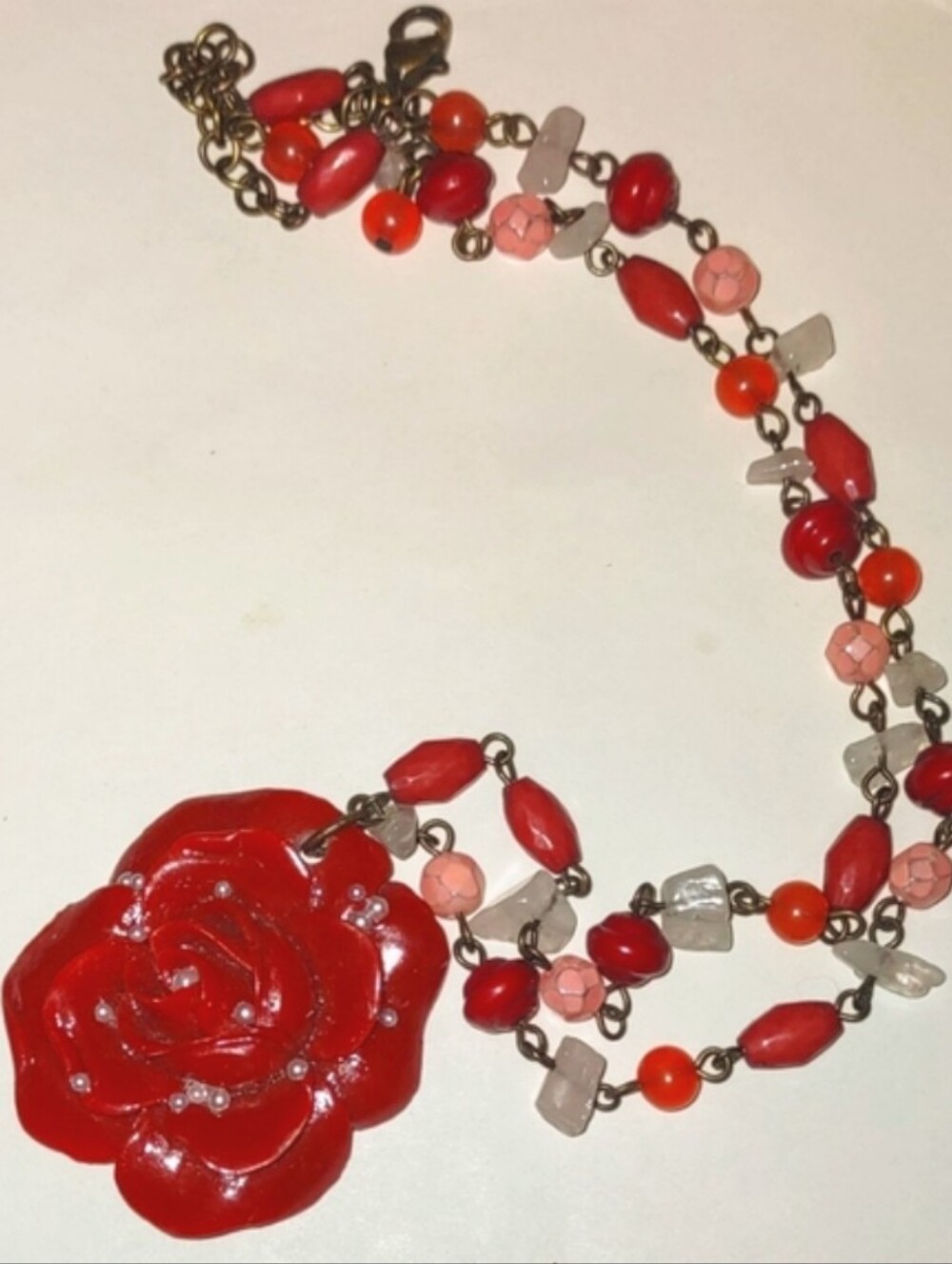 Resin Flower w/mini Pearls Pendant Chain Necklace
